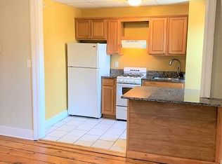 279 Brackett St #8, Portland, ME 04102