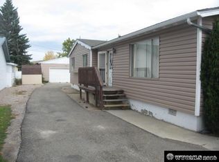 39 Park Rd, Evanston, WY 82930