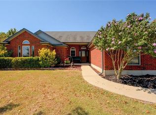 418 Rio Grande Ave, Hutto, TX 78634