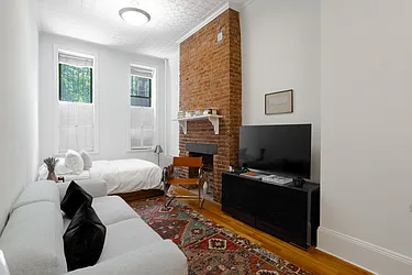 105 Sullivan Street, #1B