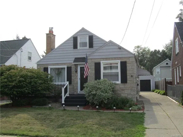 61 Woodcrest Dr, Buffalo, NY 14220