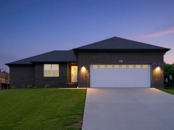 524 E Logan Street, Willard, MO 65781