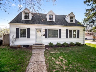 2474 South 70th STREET, West Allis, WI, 53219