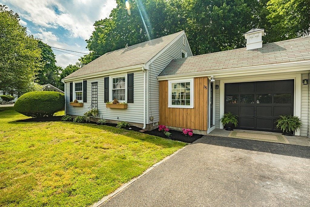 35 Kinsley St, Stoughton, MA 02072 Zillow