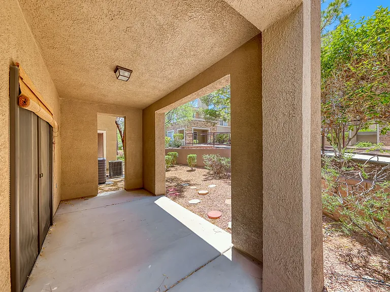 673 Peachy Canyon Cir #103 — Photo 6