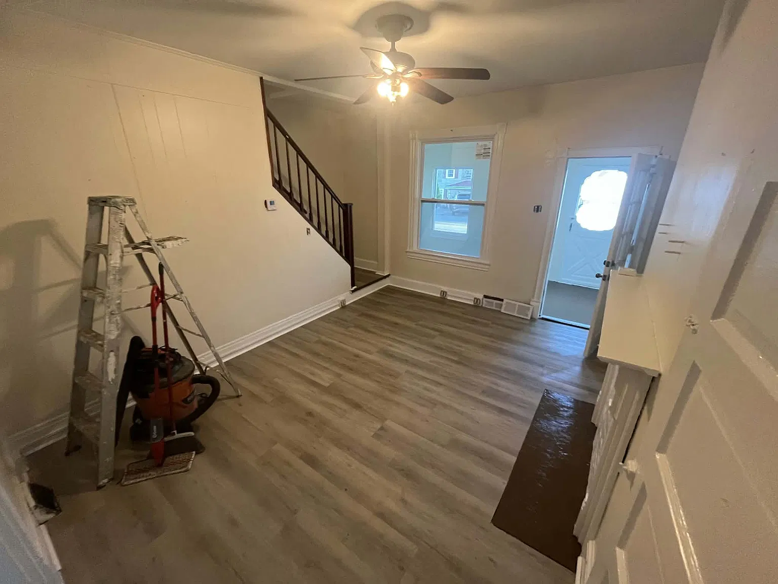 2 bed, 1.5 bath, 1050 sqft, $1,100 — Photo 3