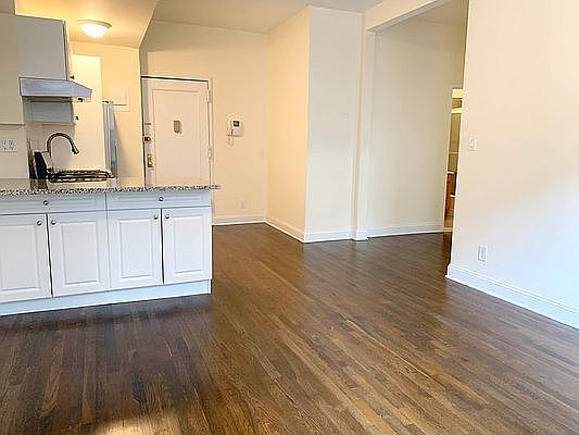 2nd image of 1269 1st Ave #5A