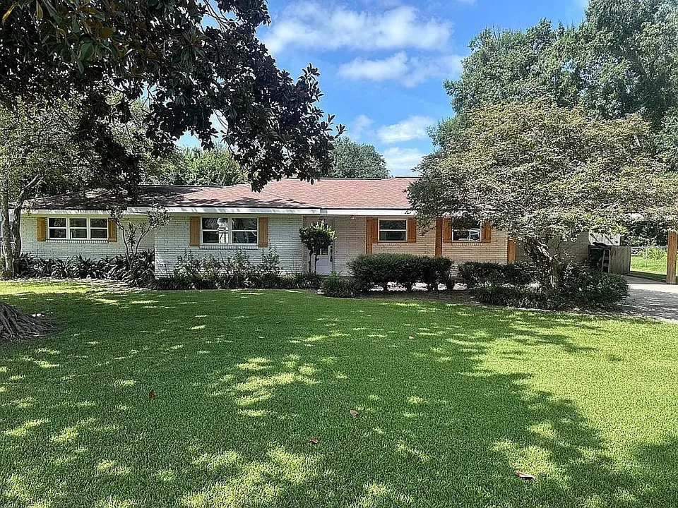 214 Brentwood Blvd