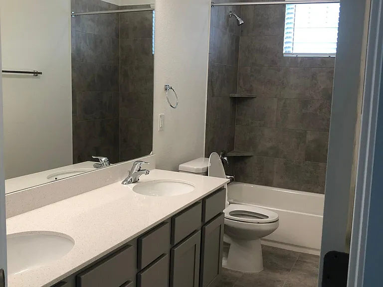 2313 Upchurch St — Photo 10