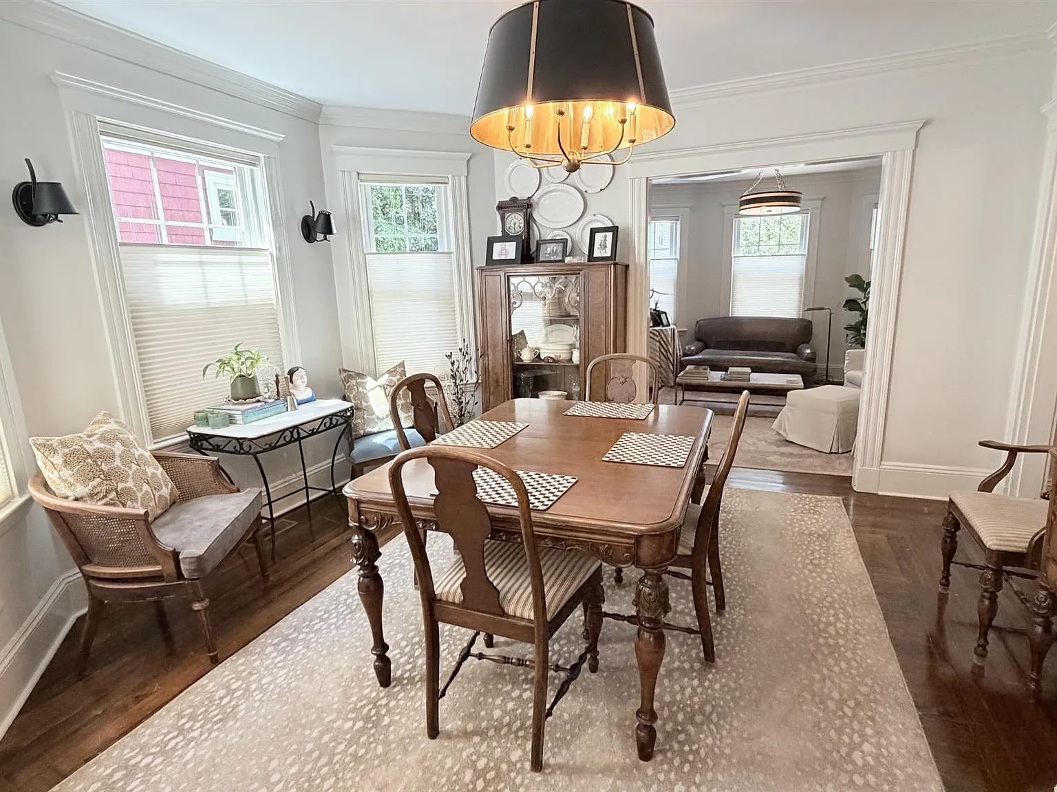 4 bed, 2000 sqft, $5,800 — Photo 3