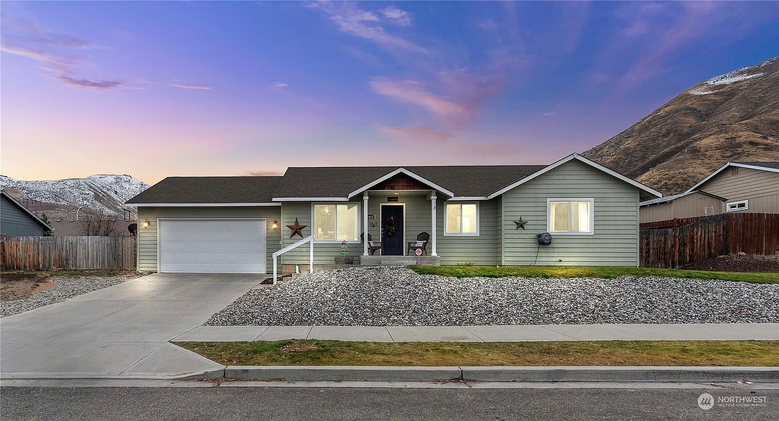 2072 Lasso Drive photo 1