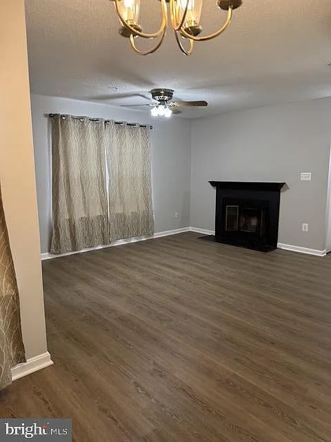 2 bed, 874 sqft, $1,900 — Photo 3