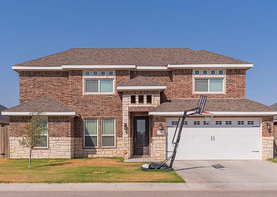 1st image of 15 Cornwall Dr