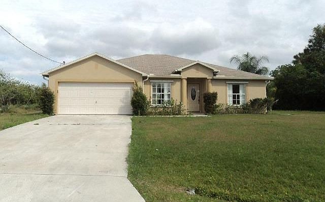 1st image of 6422 NW Taper Ct