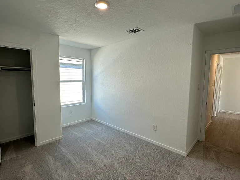 1417 White Willow — Photo 9
