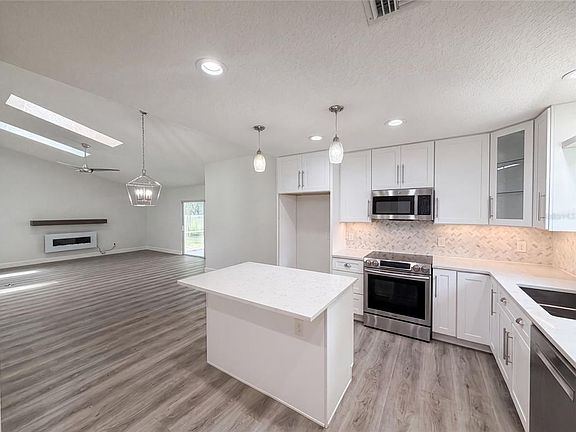 3rd image of 1340 SASSAFRAS AVENUE