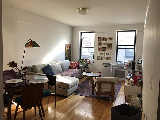 Rented by Zumper Inc | media 24
