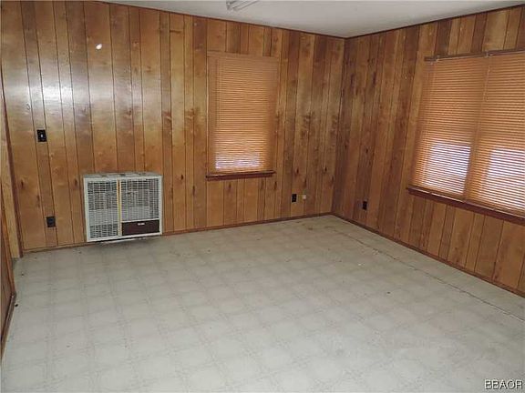 5th image of 755 Pine Knot Blvd