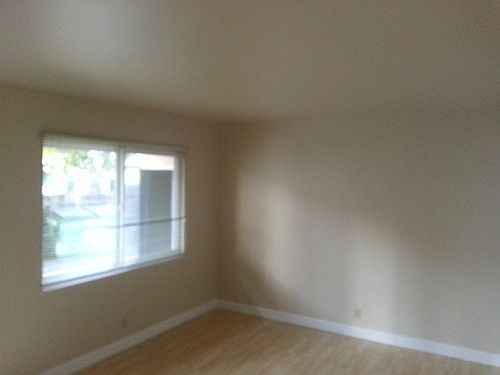 2nd image of 354 N 5th St APT 4