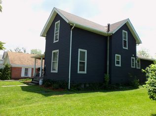 351 W 7th St, Auburn, IN 46706