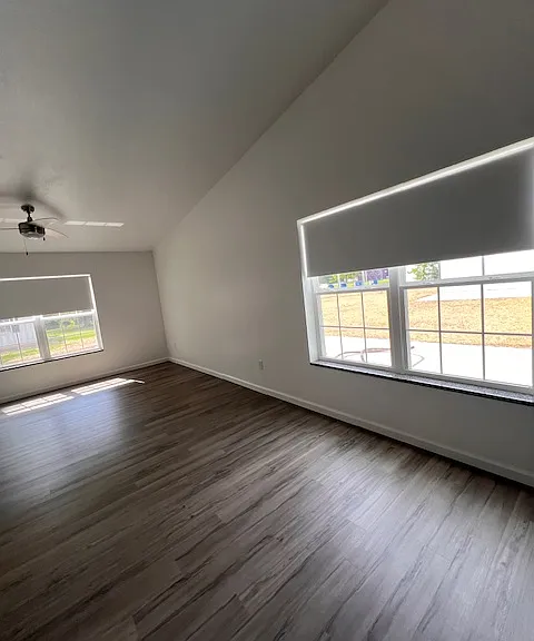 220 S Taylor St — Photo 31
