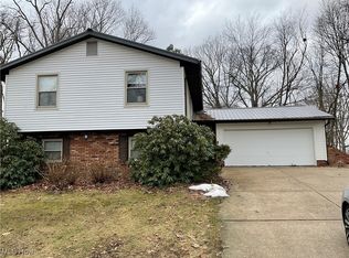 11251 Bridle Ave NE, Uniontown, OH 44685