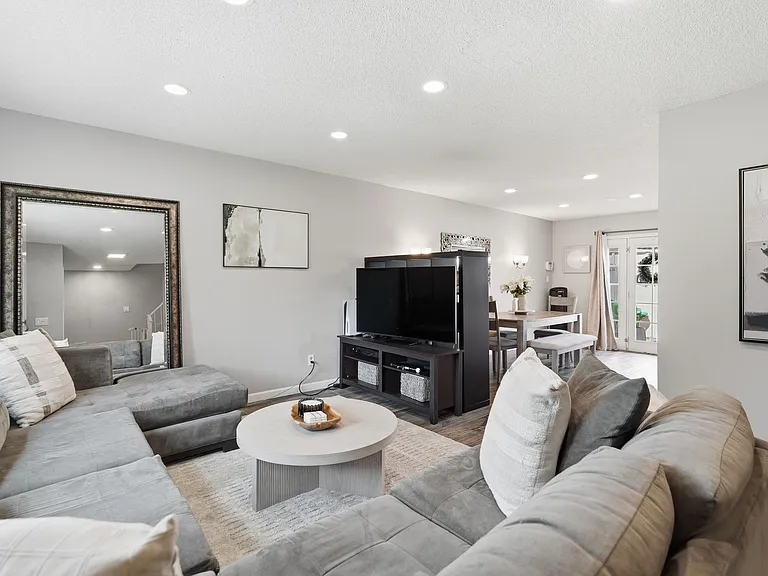 8235 E McDonald Dr — Photo 9