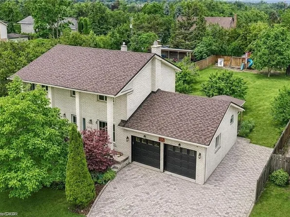 217 Jones Rd, Hamilton, ON L8E 5J4