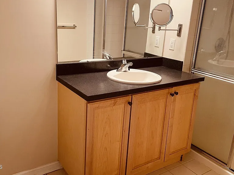 523 Sophee Ln #1000 — Photo 10