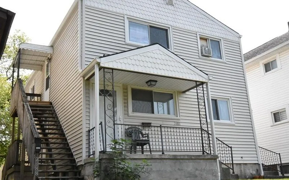 Building Photo - 2686-2688 Hibbert Ave