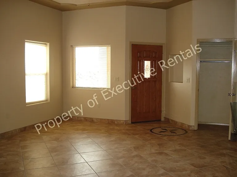 4206 Tres Ninos Dr #A — Photo 5