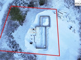 485 Autumn Leaf Way, Crumpler, NC 28617