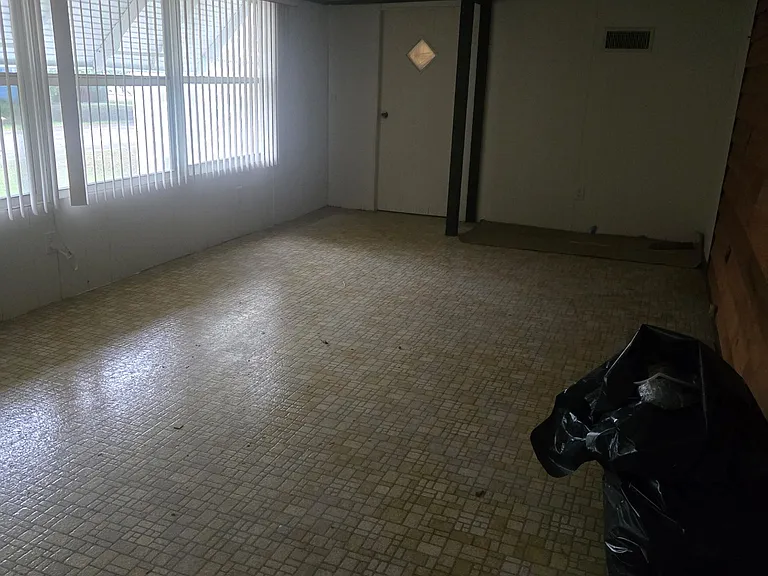 100 Hoover Ln — Photo 18