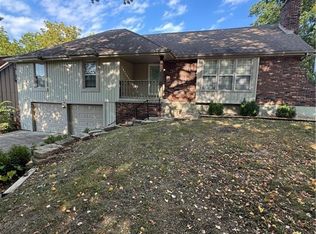 1011 SW Lorman Dr, Lees Summit, MO 64081