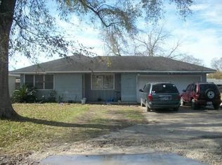 5149 Lawndale Ave, Groves, TX 77619