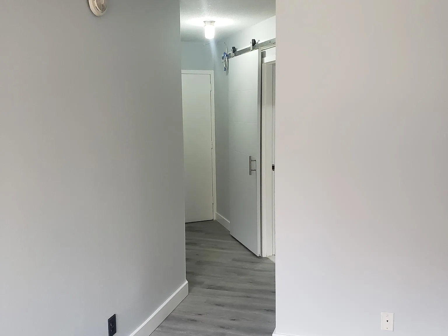 2201 L St NW — Photo 2