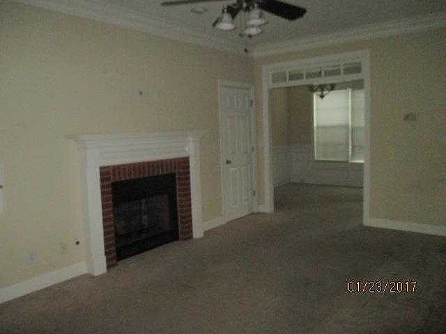 Living Room w/Frplc