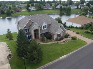 301 Lake View Dr, Washington, MO 63090