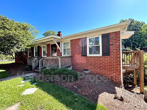 1526 Landis Ave Photo 1