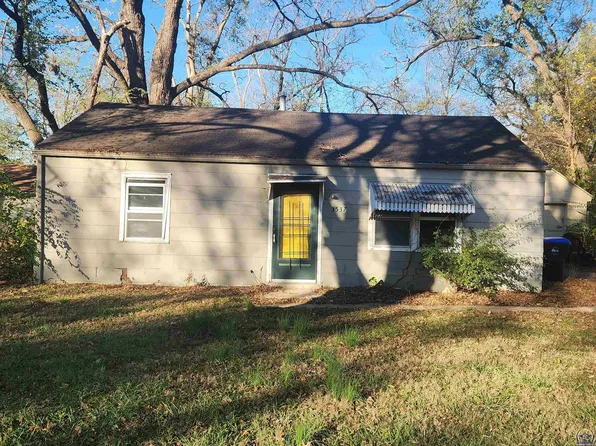 3537 SE Dupont Pl, Topeka, KS 66605