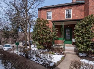 625 Olympia Rd, Mt Washington, PA 15211