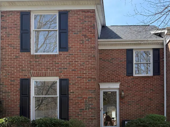 171 Buckstone Ln, Spartanburg, SC 29307