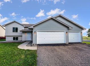 209 Quail Dr, Montrose, MN 55363