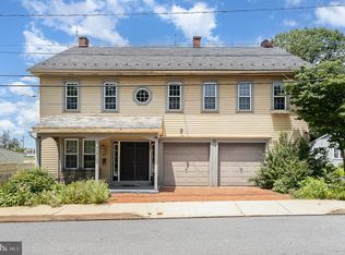11 Landis Ave, Millersville, PA 17551