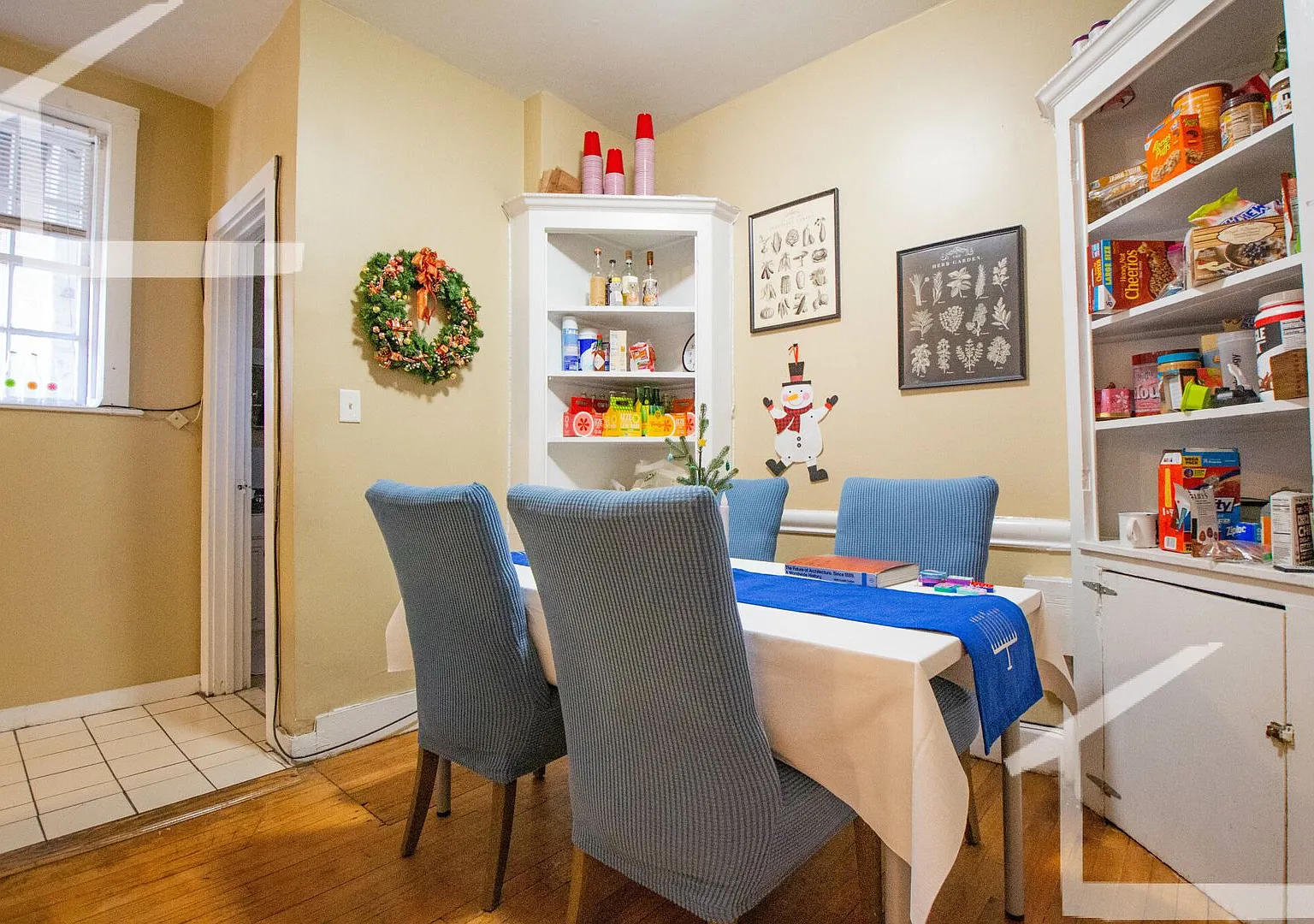 Beautiful 4 bed right in the heart of BU.... — Photo 1