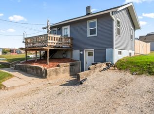 701 N 5th Ave W, Newton, IA 50208