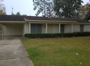 5911 Benjamin St, Alexandria, LA 71303
