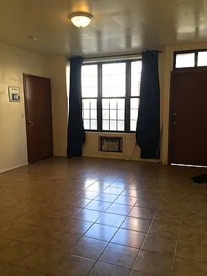 Rented by Grand & Co. | media 63