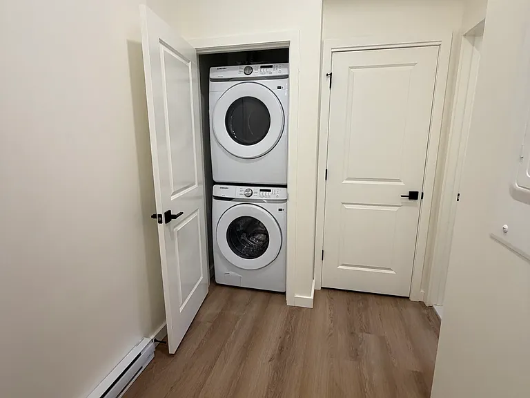 46 N Hamilton St #4 — Photo 18