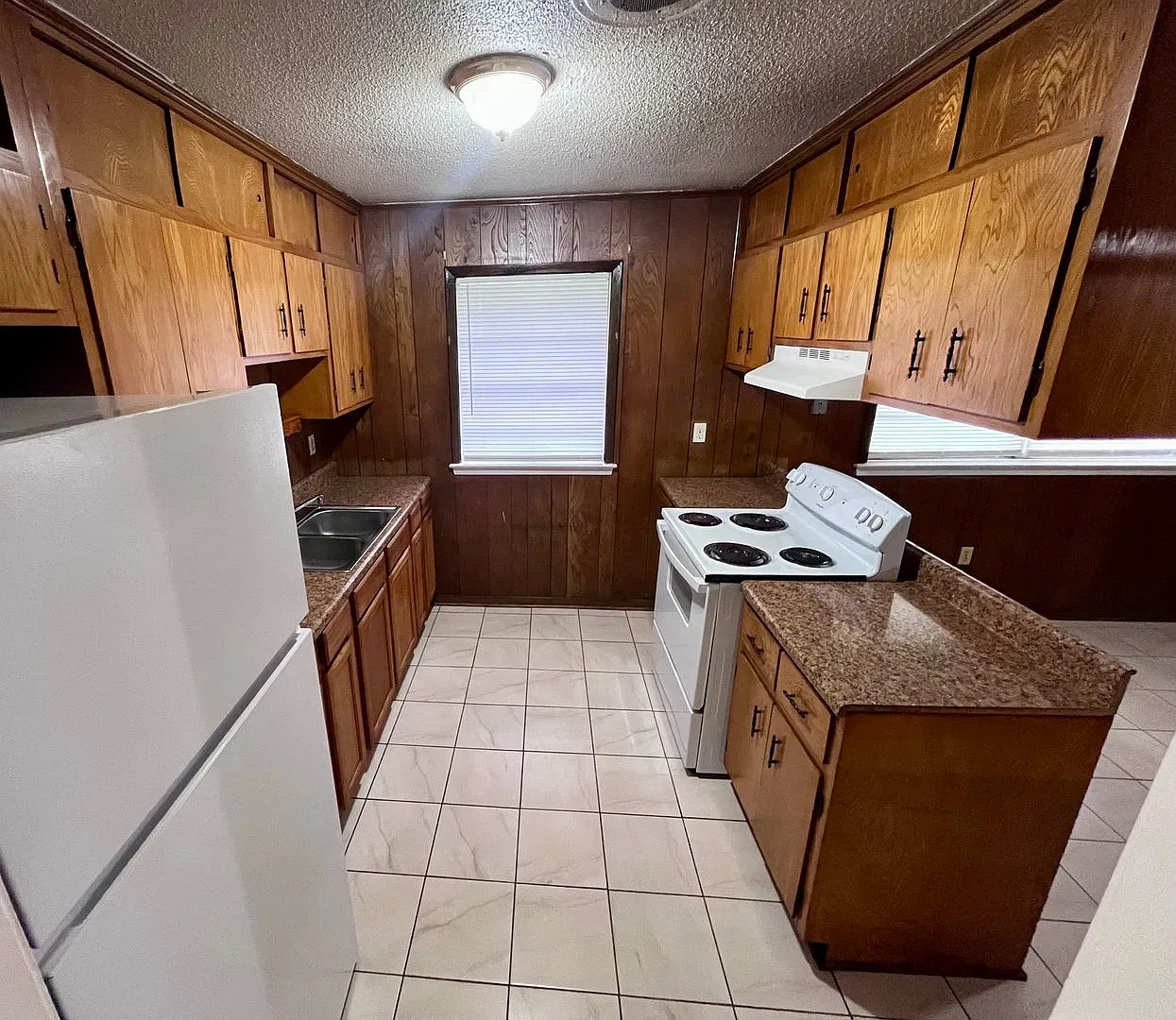 Gautier 3 Bedroom — Photo 4